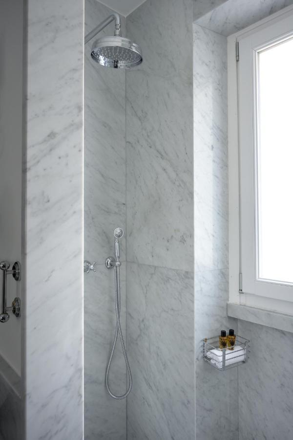 רומא Casa Violante Luxury Apartment מראה חיצוני תמונה